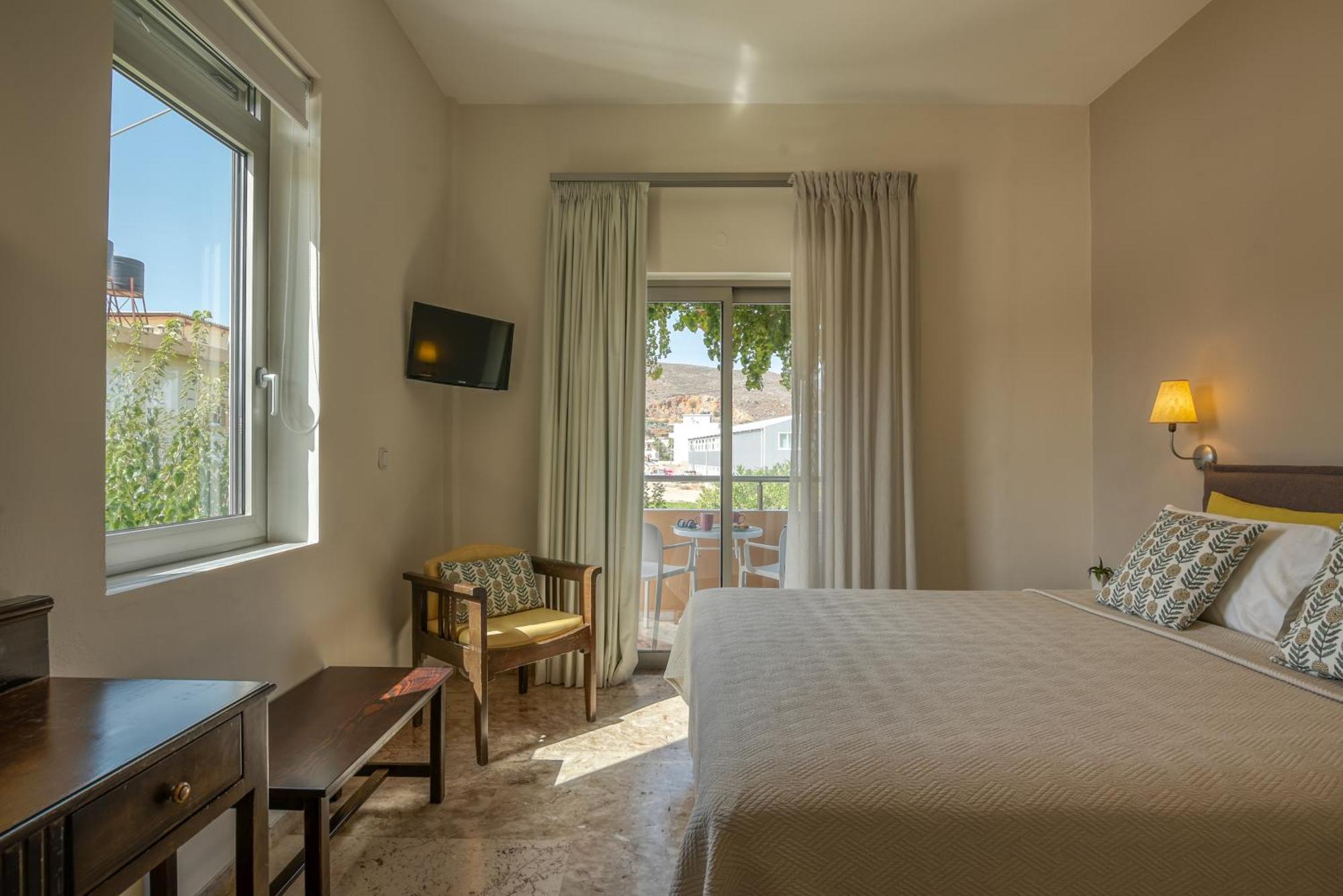 Hotel Peli Kíssamos Exteriör bild