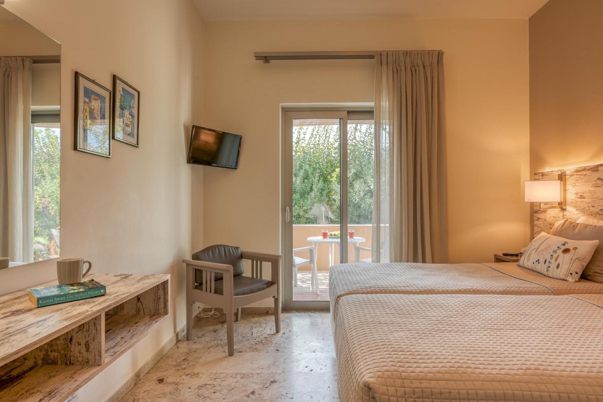 Hotel Peli Kíssamos Exteriör bild